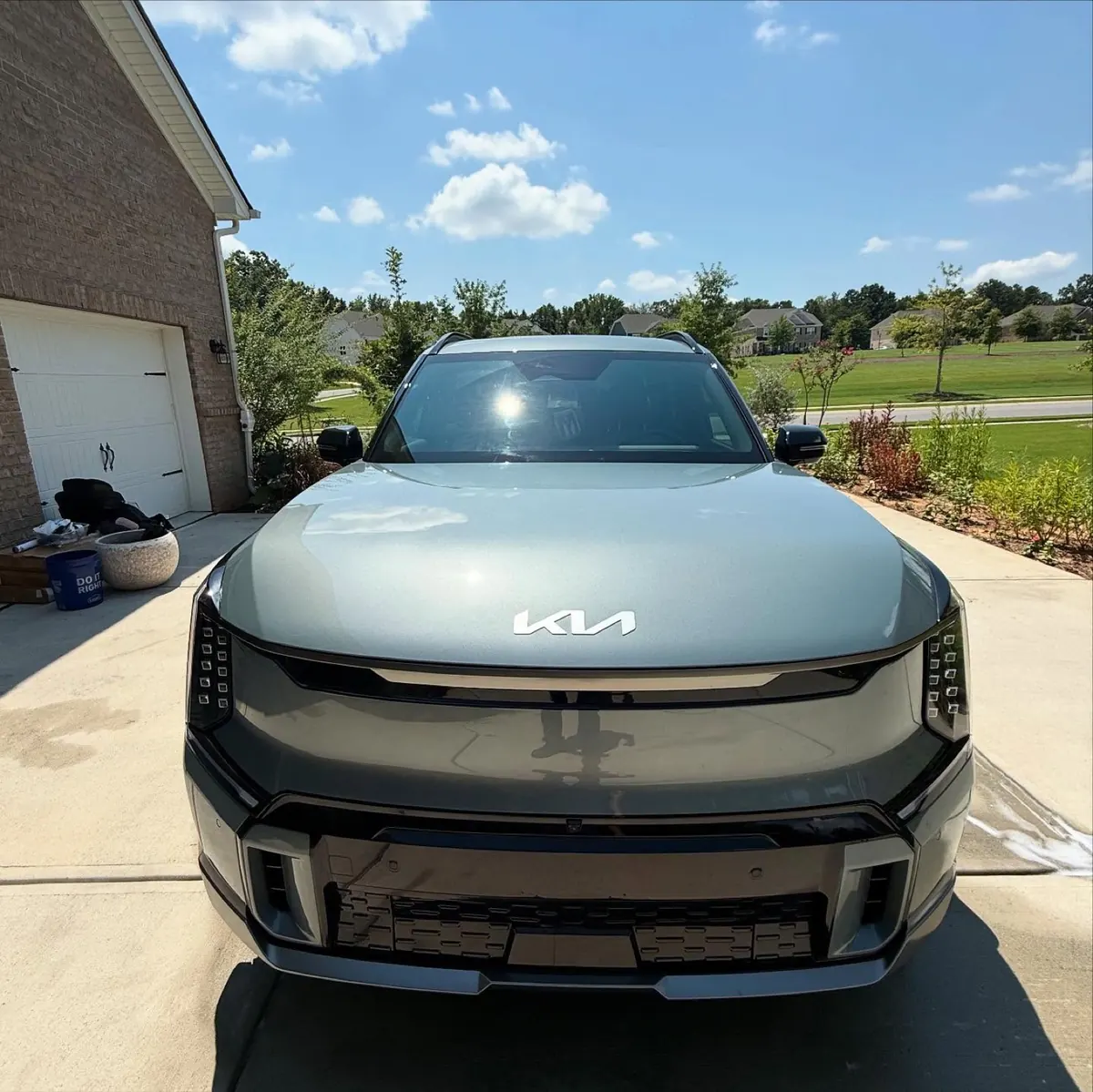 Kia EV9 after a full detail